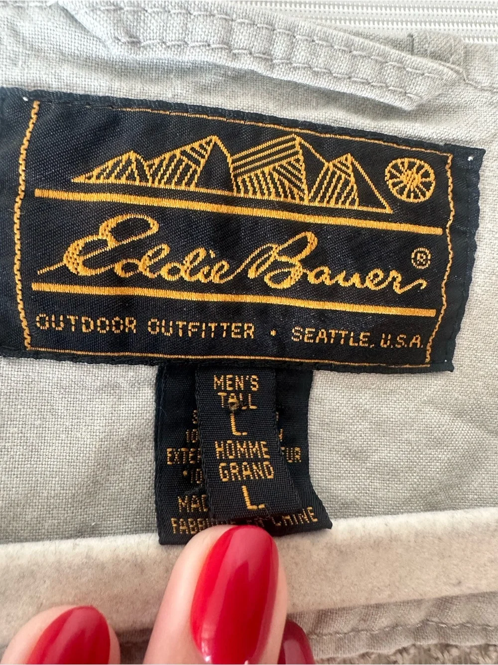 Eddie Bauer Light Beige Multi-Pocket Outdoor Vest